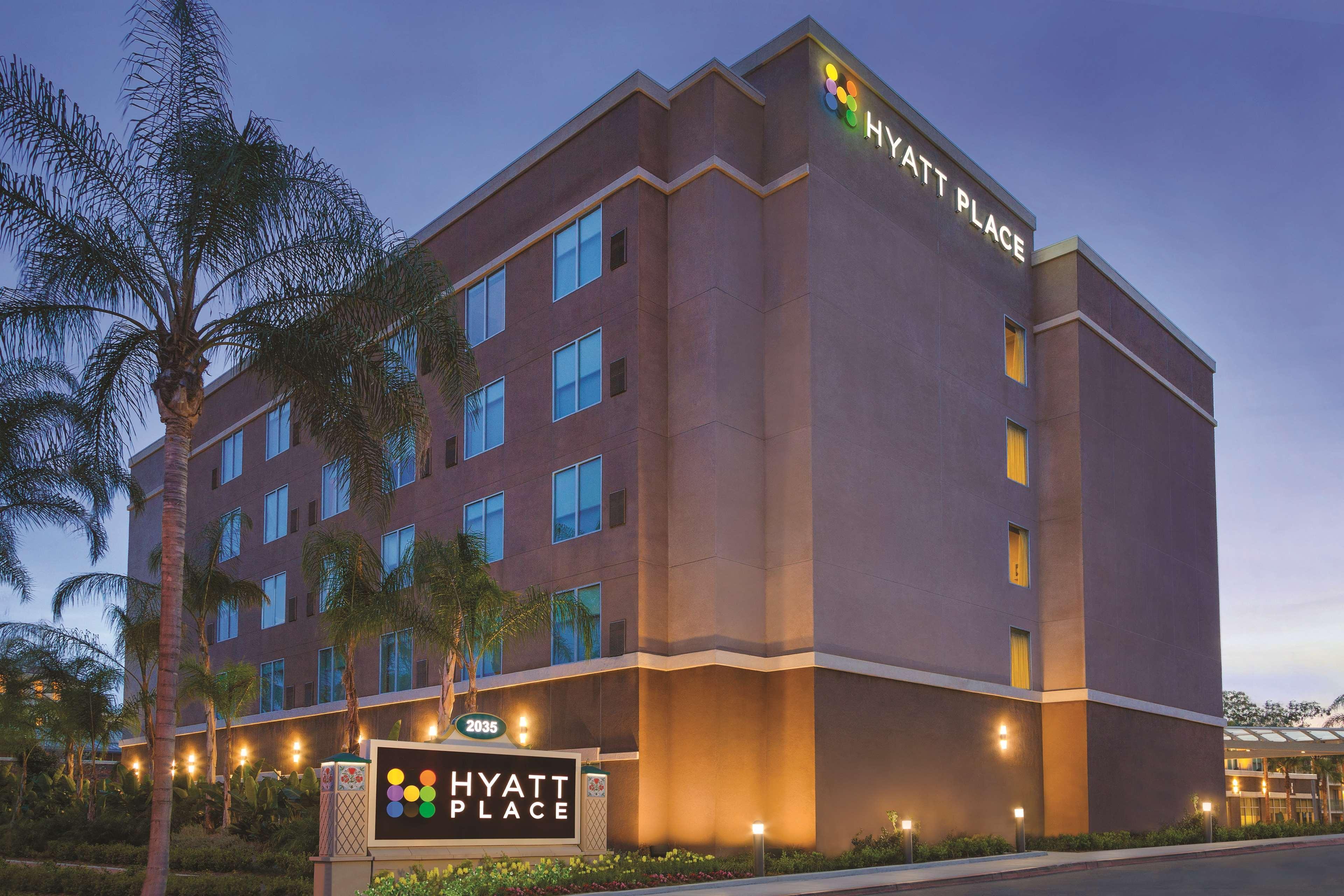 Hyatt Place At Anaheim Resort / Convention Center Exterior foto